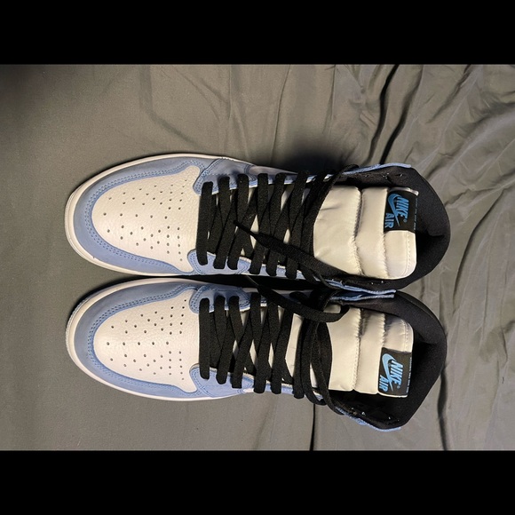 Jordan 1 university blue - Picture 2 of 3